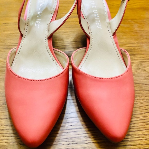 The Limited Sandals - Picture 2 of 8